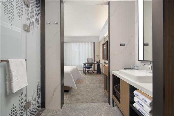 Guest Room,Bathroom,On-Site