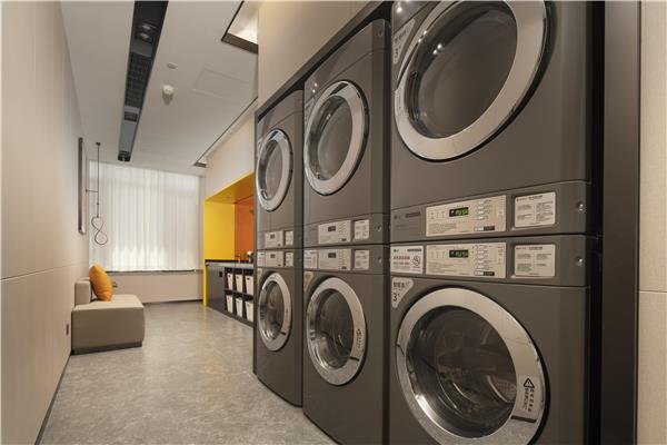 On-Site,Property Amenity,Laundry Facilities
