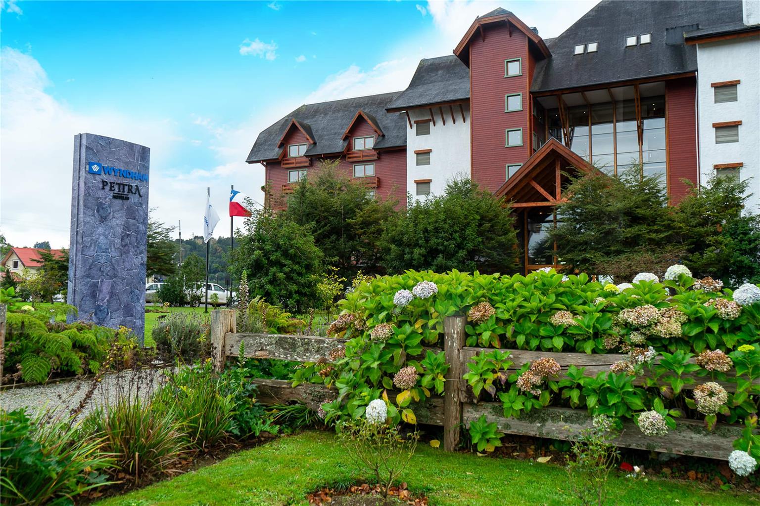 Hotel Cumbres Patagonicas