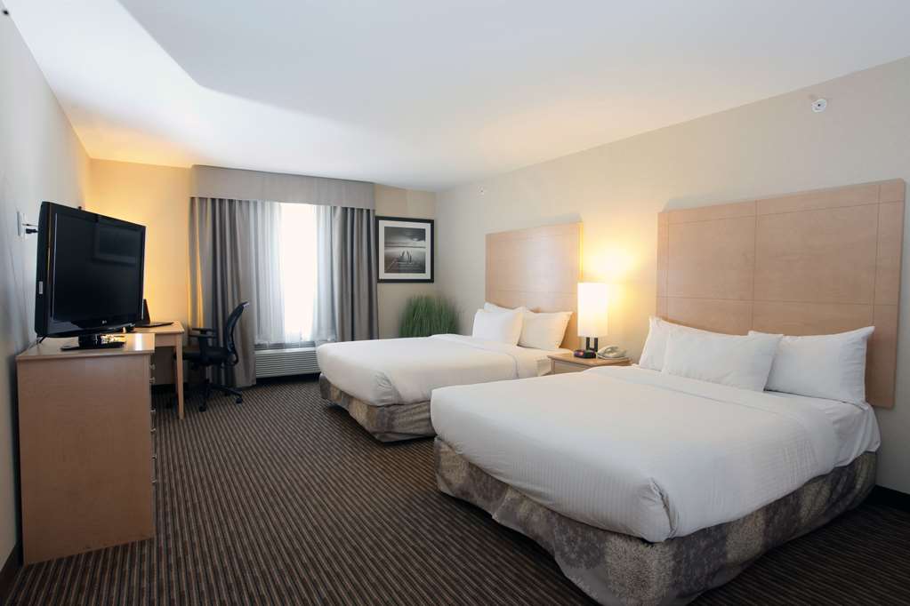 Pomeroy Inn & Suites Dawson Creek