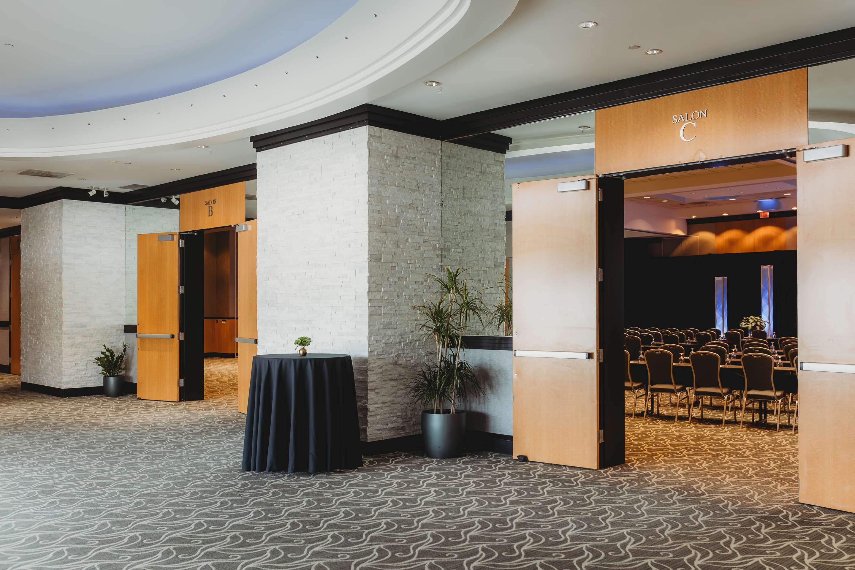 Grand Ballroom Foyer | Somerset Inn Troy