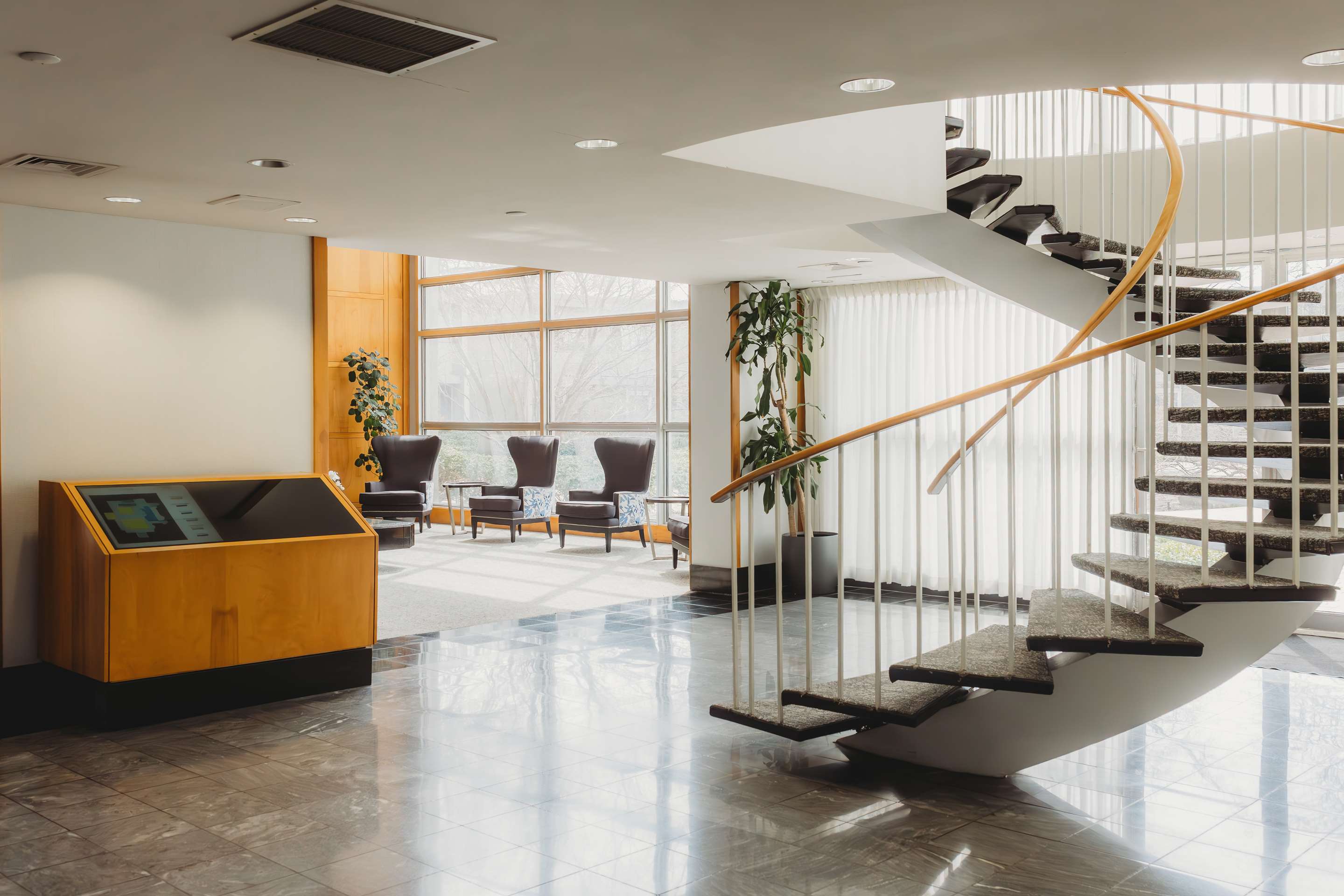 Somerset Inn Lobby | Somerset Inn Troy