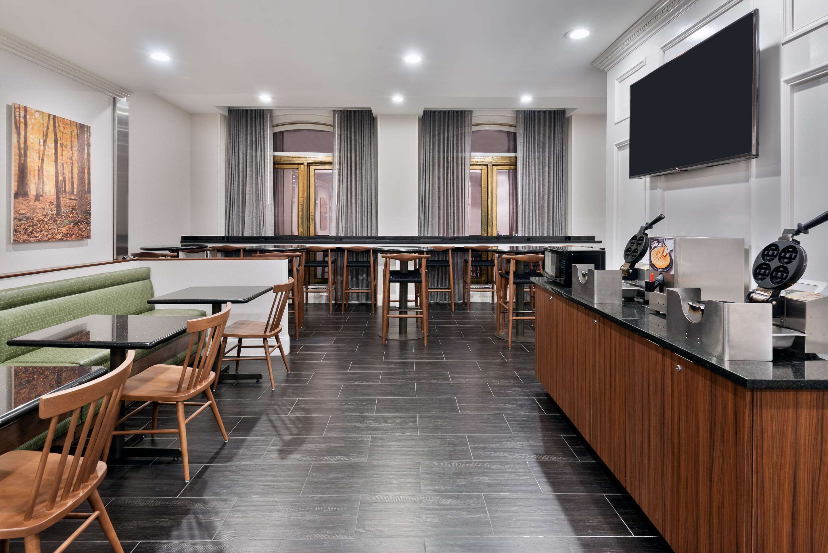 Breakfast area