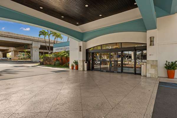 Airport Honolulu Hotel, Trademark Collection by Wyndham