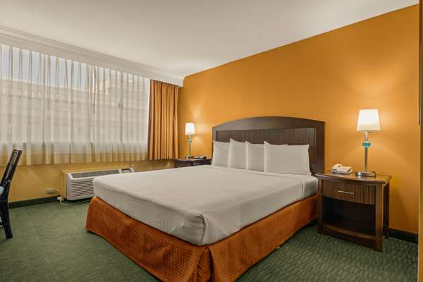 1 Queen Bed, Non-Smoking