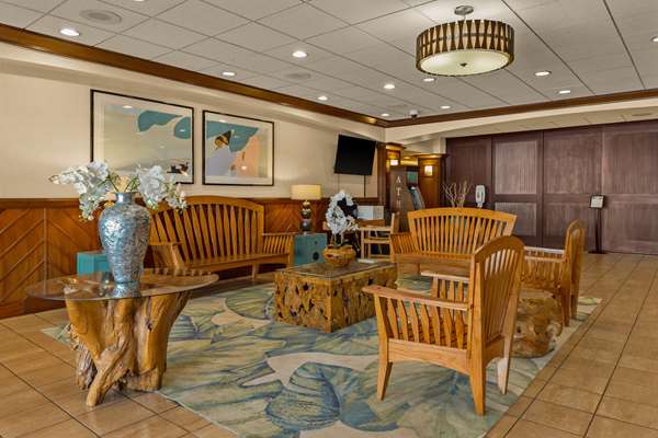 Airport Honolulu Hotel, Trademark Collection by Wyndham