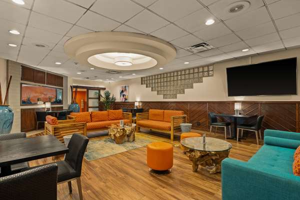 Airport Honolulu Hotel, Trademark Collection by Wyndham