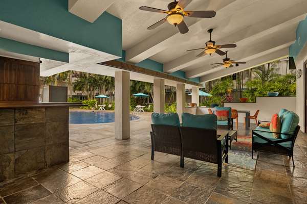 Airport Honolulu Hotel, Trademark Collection by Wyndham