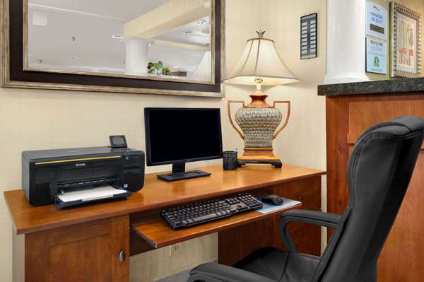 Conference Area - Baymont Inn & Suites Gainesville - I-75, Exit 387