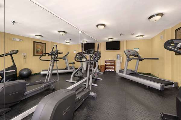 Fitness/ Exercise Room - Baymont Inn & Suites Gainesville - I-75, Exit 387