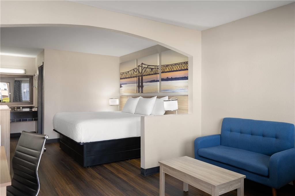 DAYS INN BYRAM/JACKSON-guestroom-Guest Room,On-Site.jpg