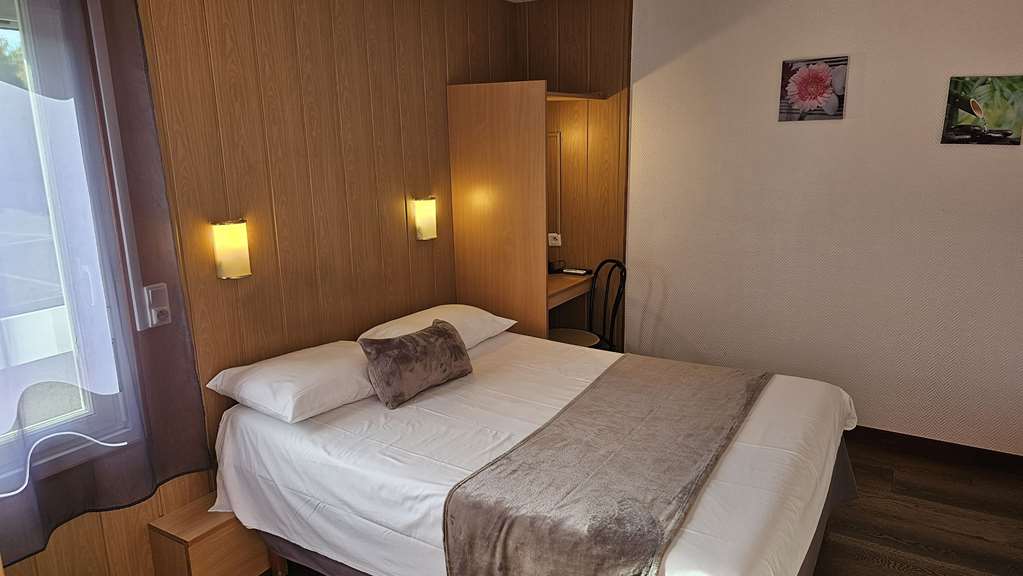 Fasthotel Pau/Lescar