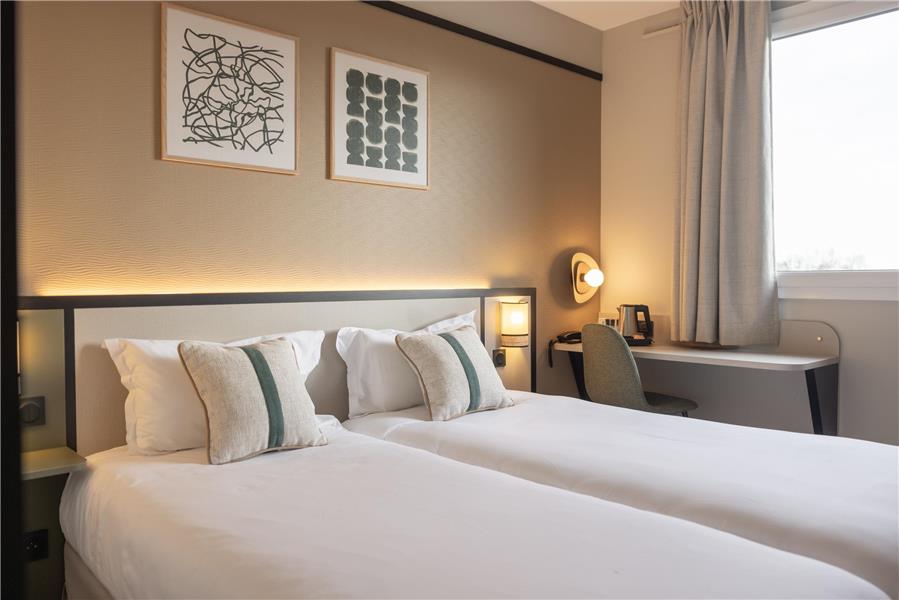 Guest Room,On-Site