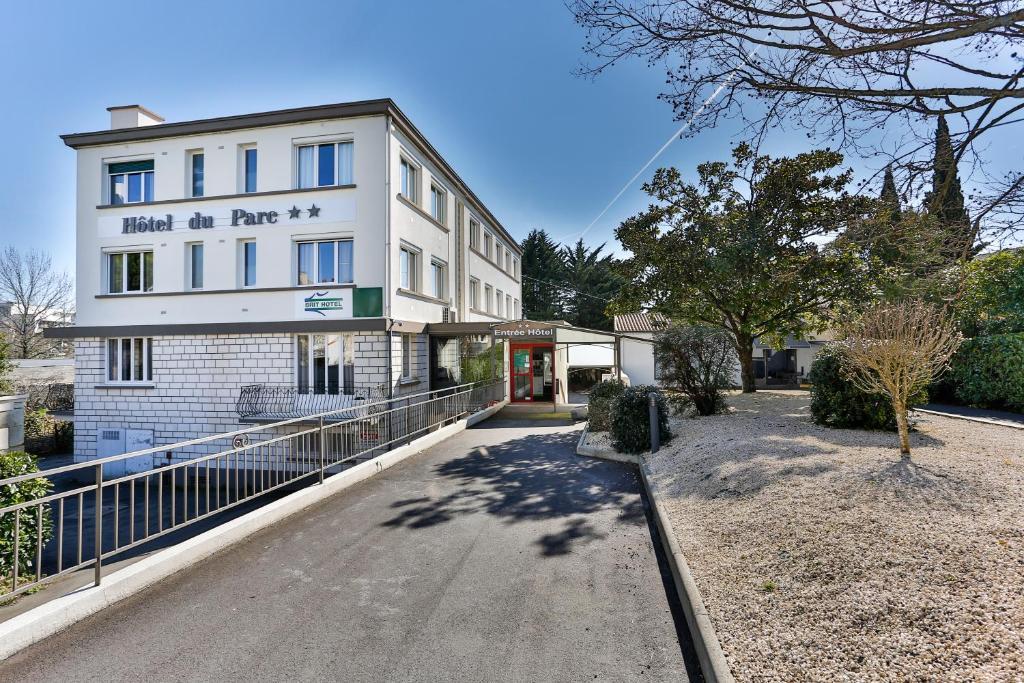 Brit Hotel du Parc - Niort