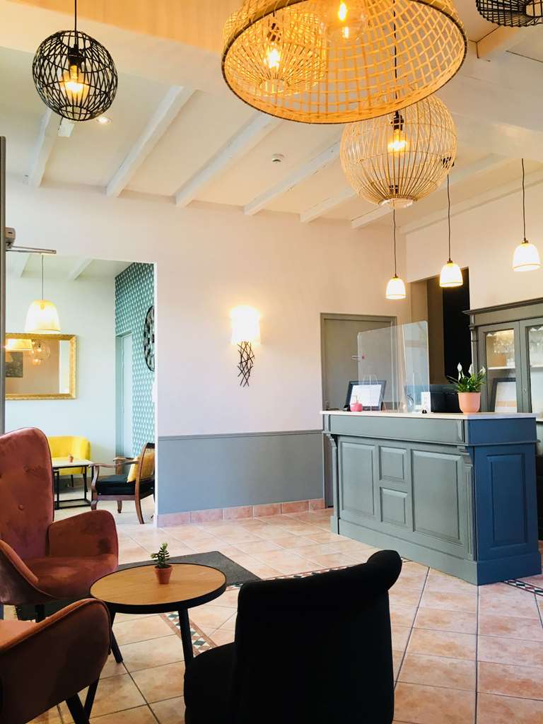 Brit Hotel Les Acacias