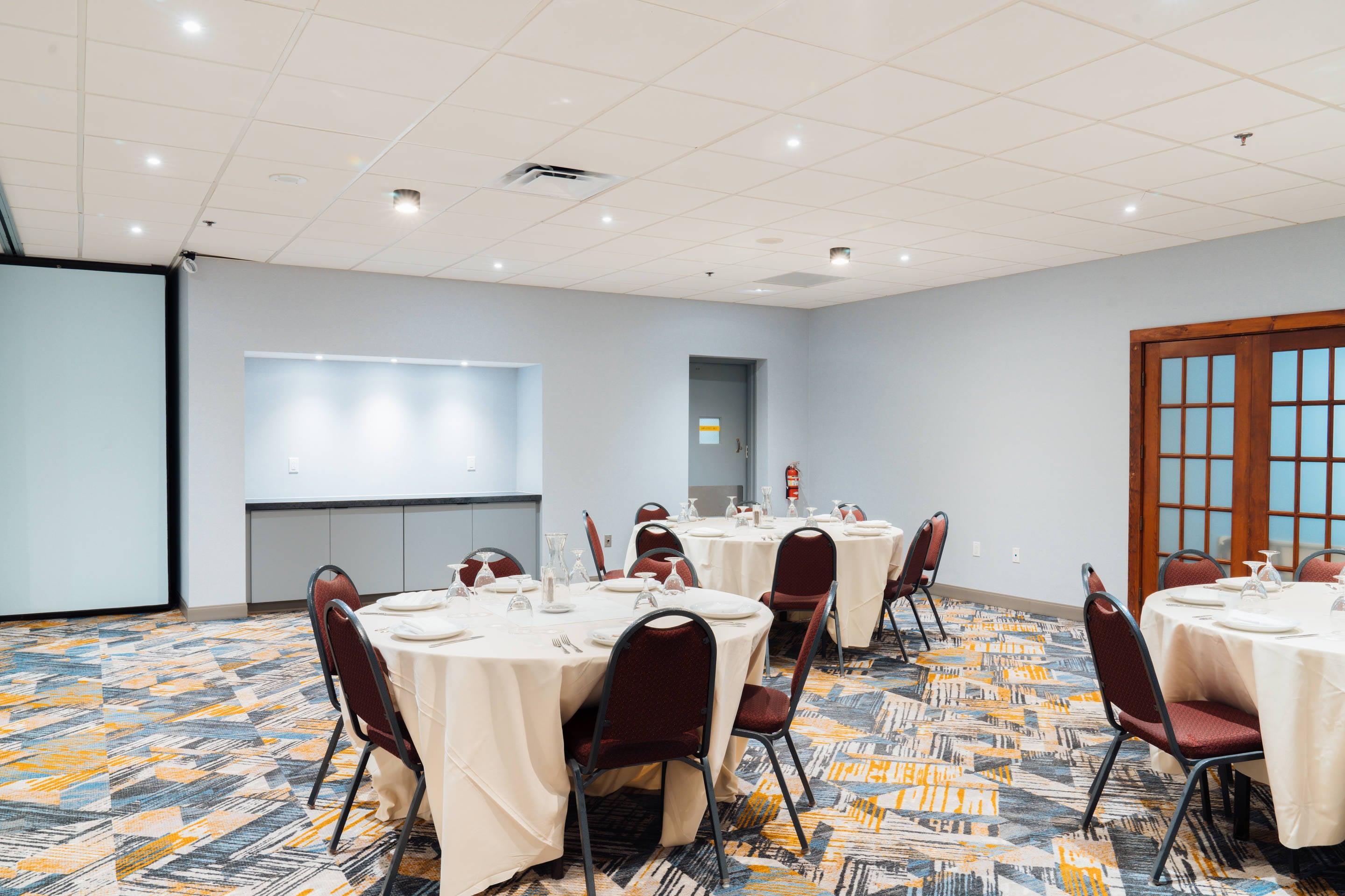 Ballroom | Hotel Downstreet, an Ascend Collection Hotel