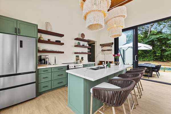 Guest Room,Guest Room Amenity,Kitchen/Kitchenette,Suite,On-Site