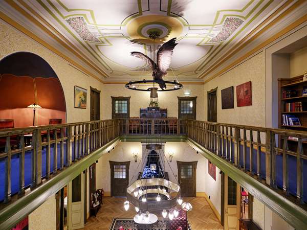 On-Site,Lobby