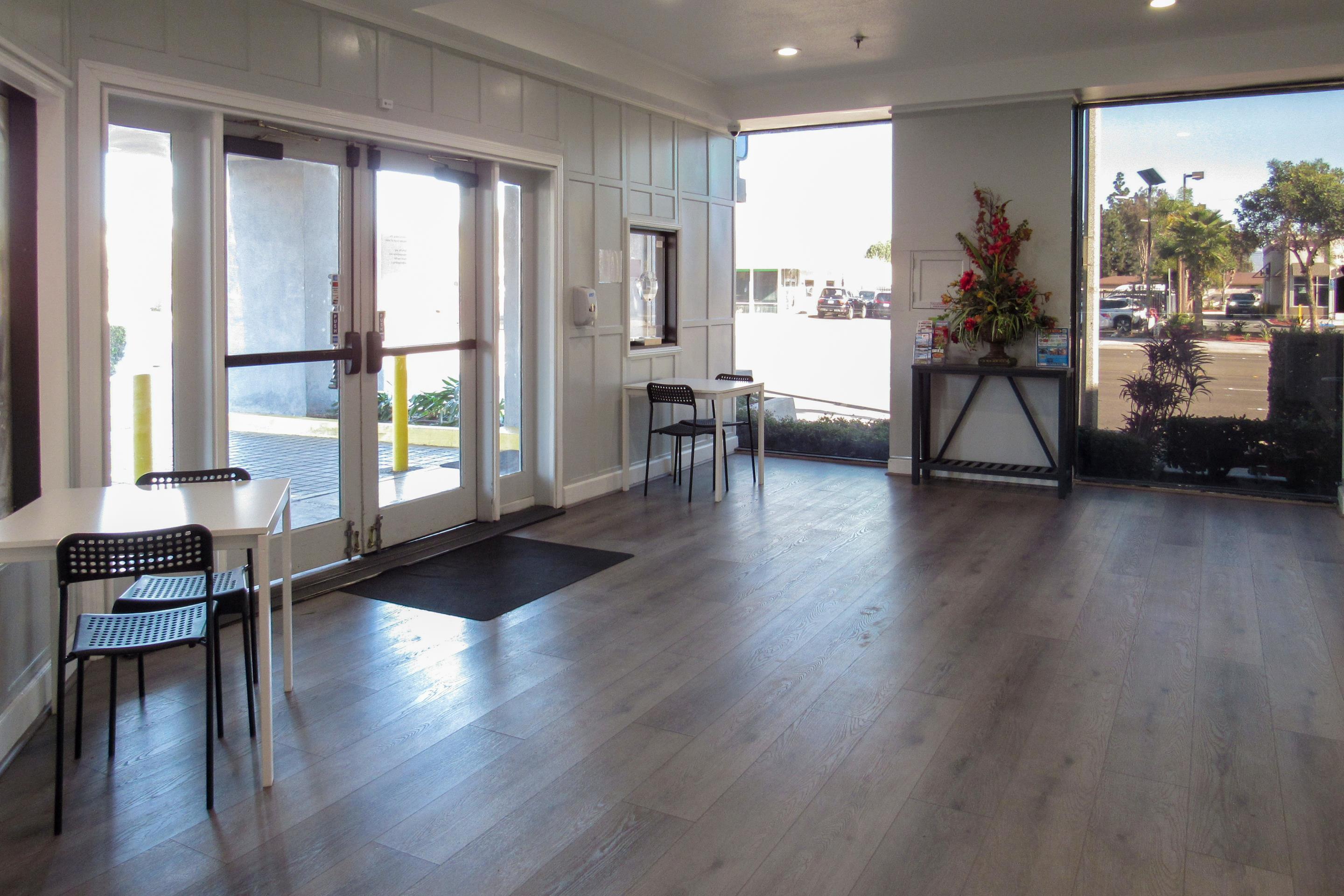 Front desk | Capri Suites Anaheim