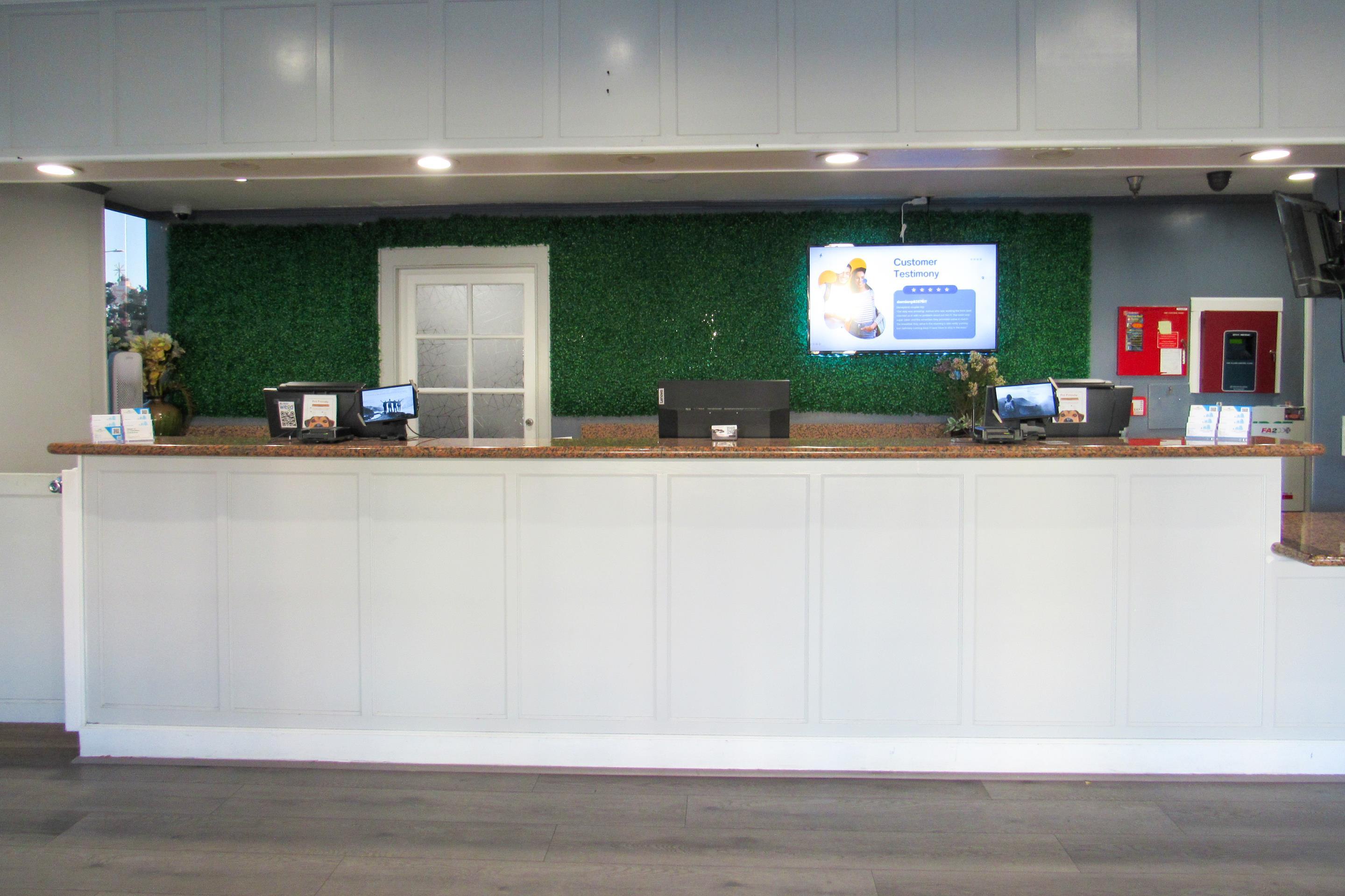 Front desk | Capri Suites Anaheim
