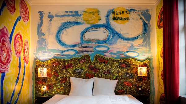 1 King Bed, Non-Smoking, Main Floor, Superior Room, Wi-Fi, Full Breakfast