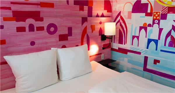 1 Queen Bed, Non-Smoking, Superior Room, Wi-Fi, Full Breakfast