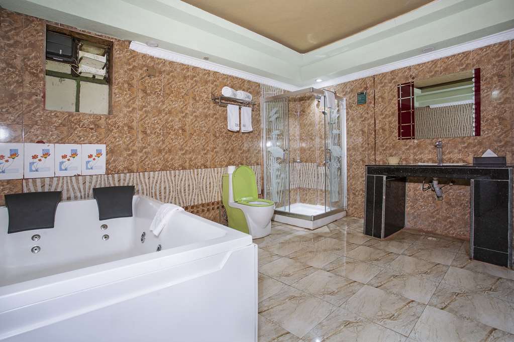 HOTEL NOKRAS MURANG'A-guestroom-Guest Room,Bathroom,Suite,On-Site.jpg