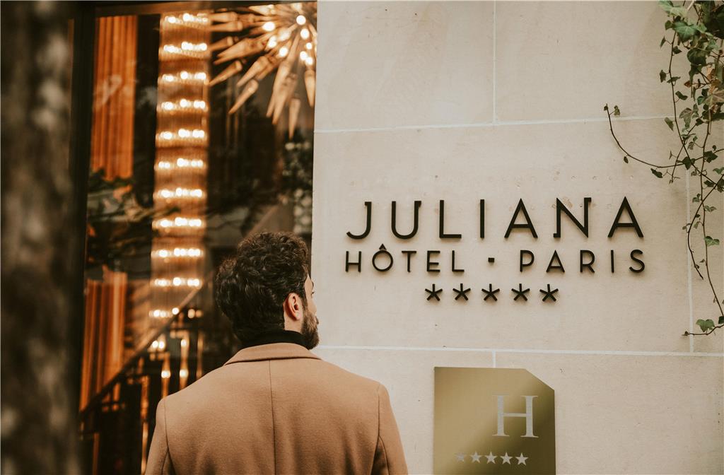 The One Alma Paris