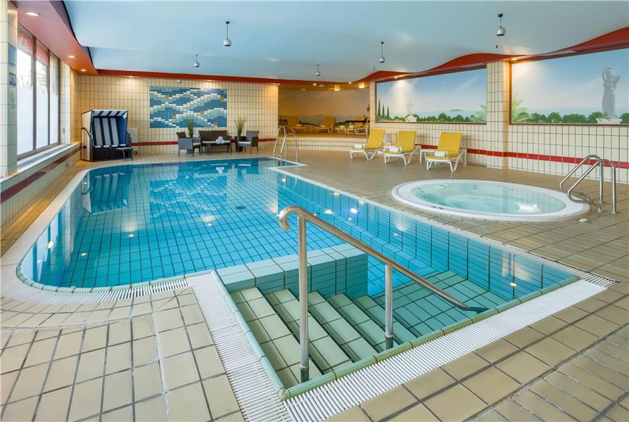 Pool,On-Site,Property Amenity,Recreation