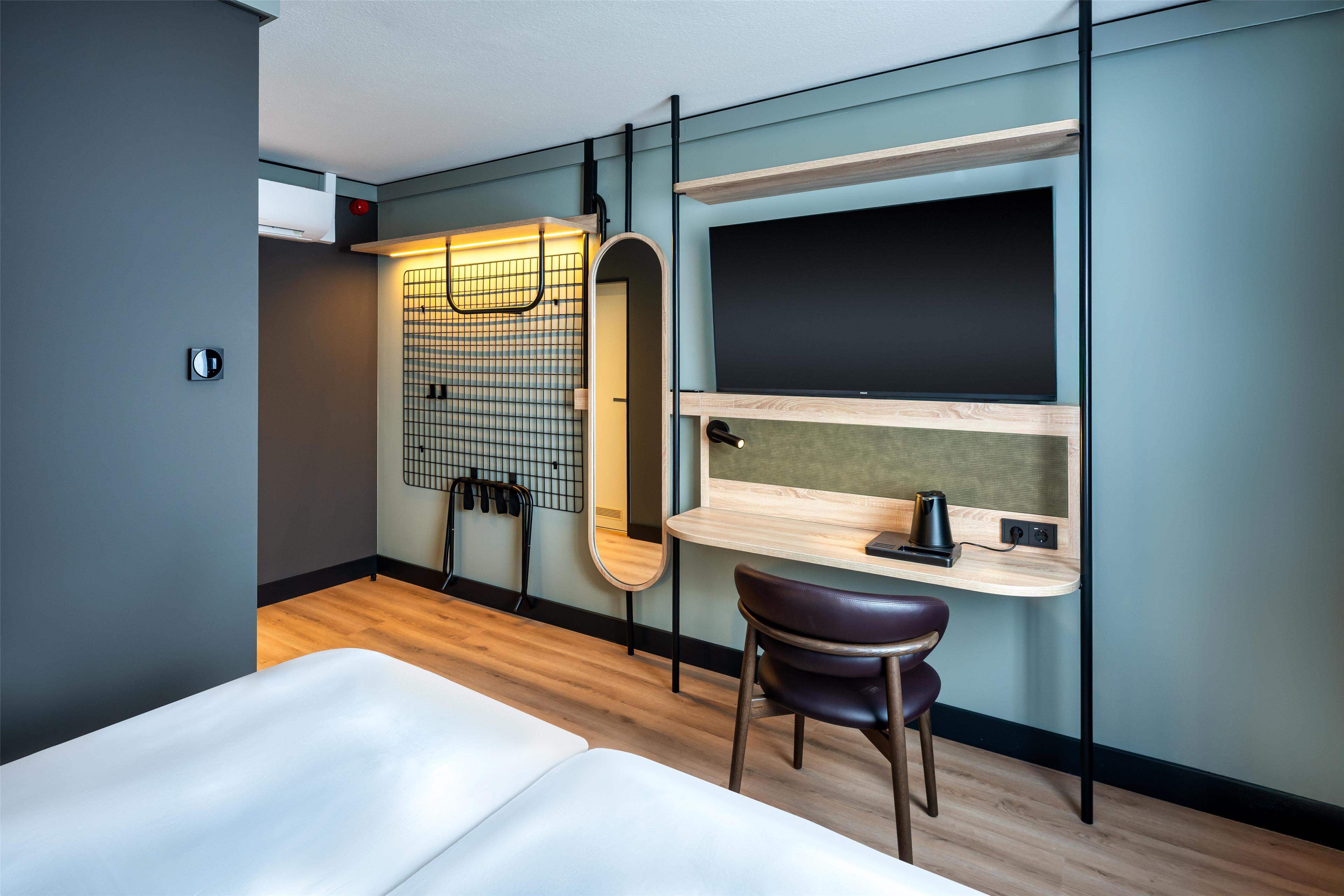 Radisson Hotel Duesseldorf Room Type - Standard Room