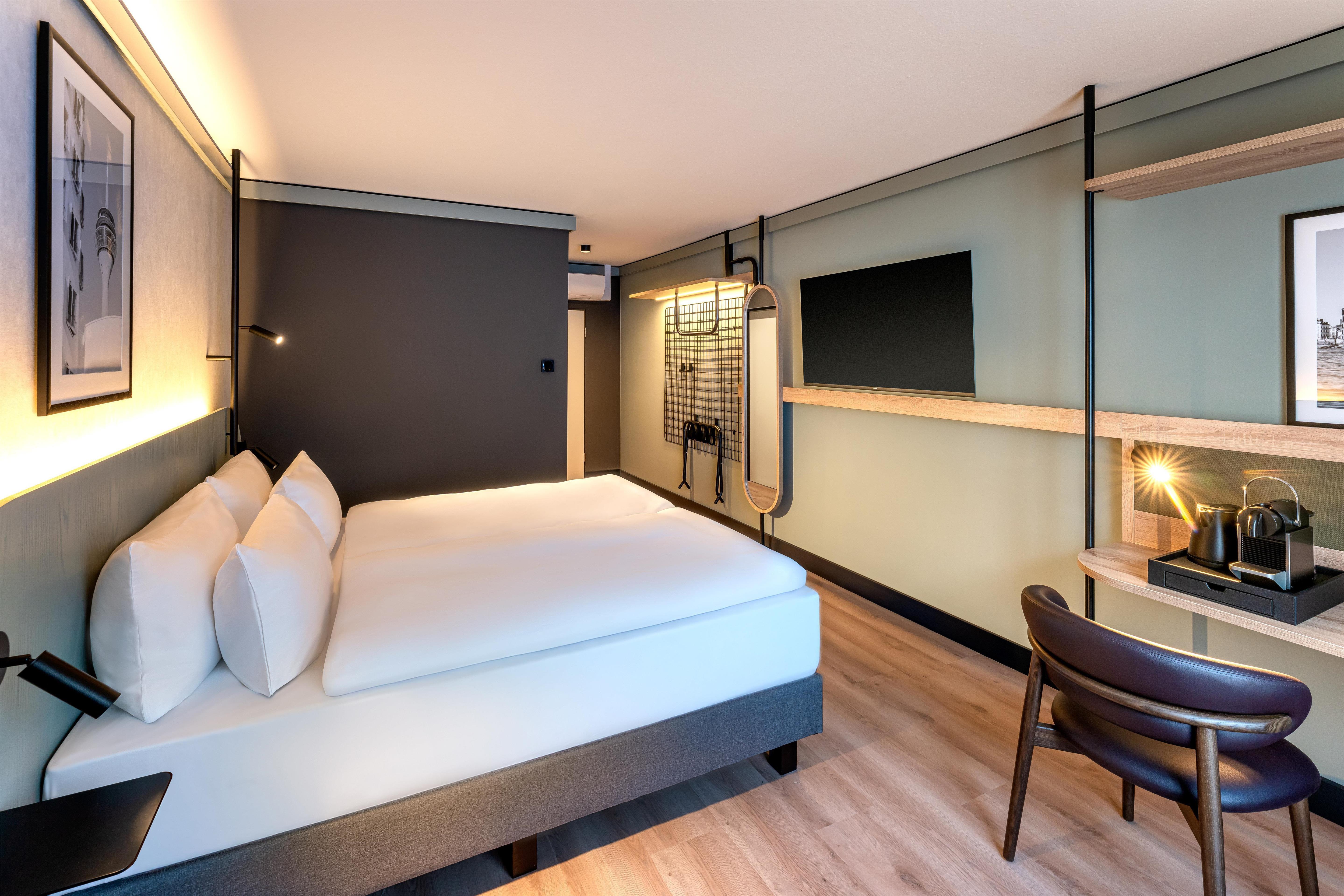 Radisson Hotel Duesseldorf Room Type - Superior Room