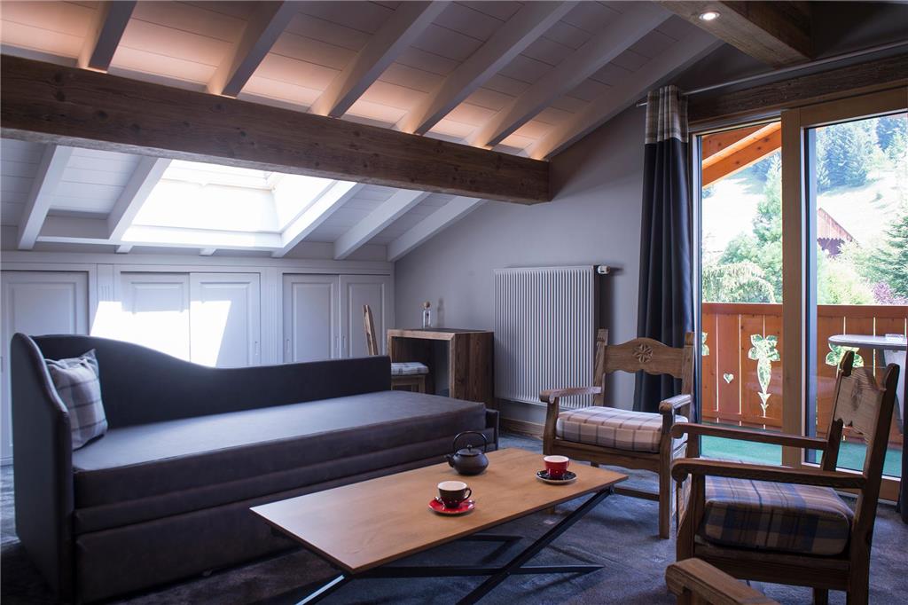 OG RELAIS GENTIANETTES-guestroom-Guest Room,Suite,On-Site.jpg