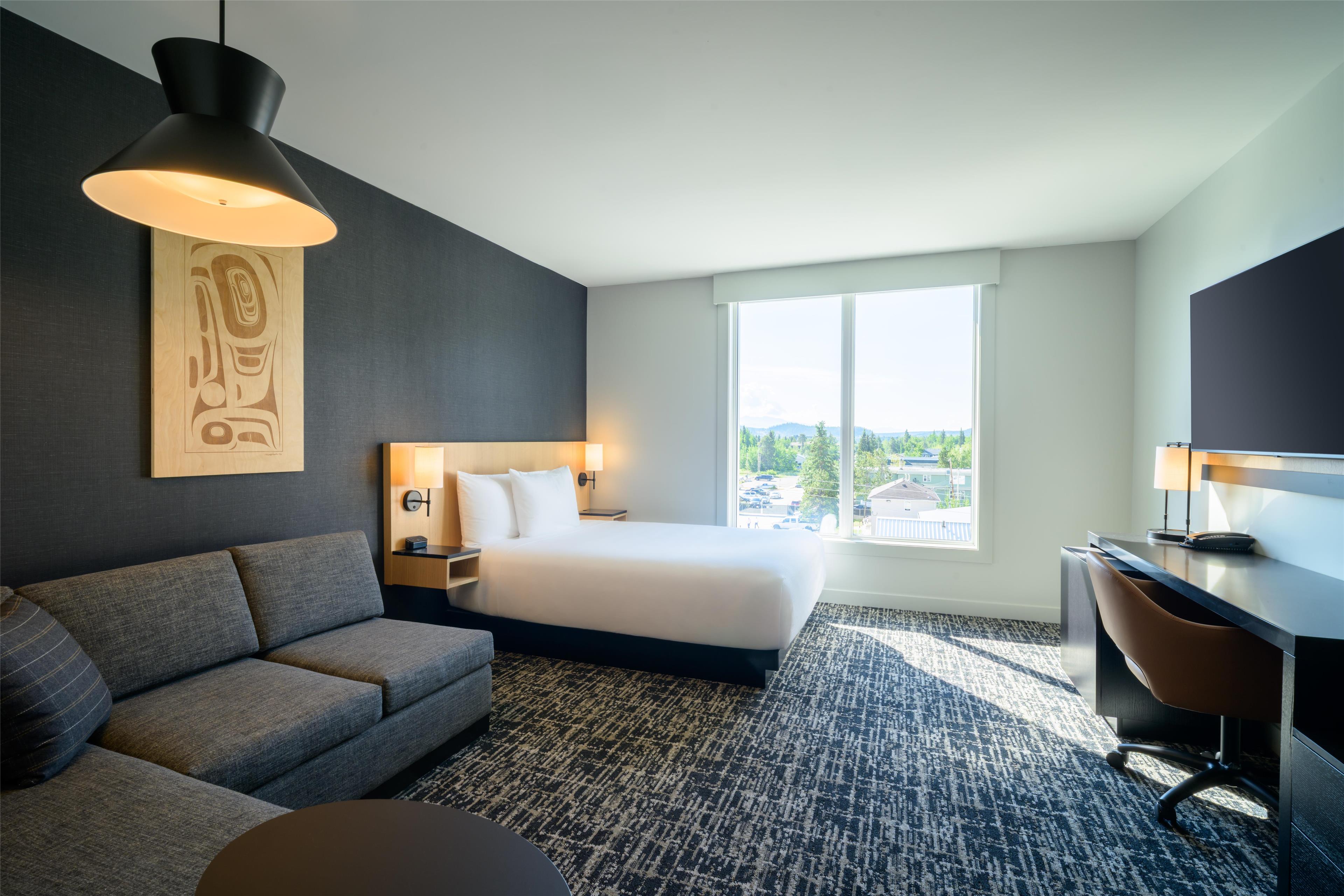 Hyatt Place Whitehorse Room Type - 1 QUEEN ACCESSIBLE SHOWER (WITH SOFA BED)