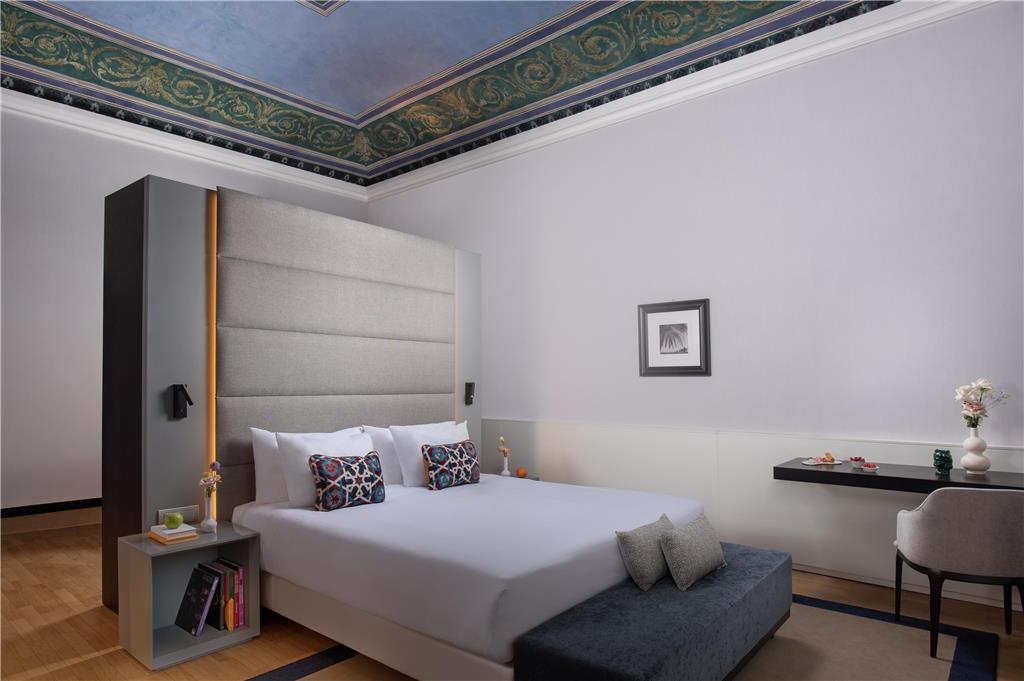 NH Collection Palazzo Sitano-guestroom-Guest Room,Suite,On-Site.jpg