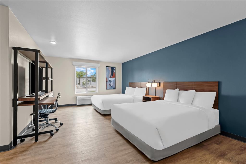 EVERHOME SUITES BROWNSVILLE-guestroom-Guest Room,On-Site.jpg
