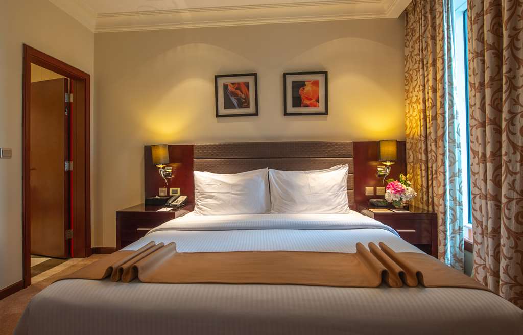 CORP AL KHOBAR CORNICHE HOTEL-guestroom-Guest Room,On-Site.jpg