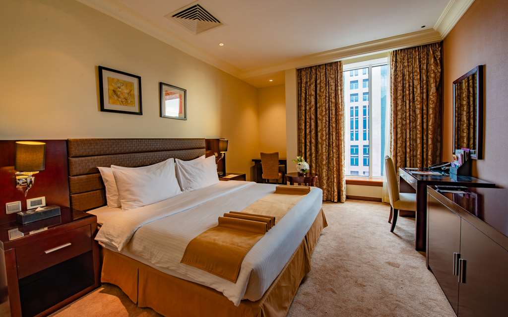 CORP AL KHOBAR CORNICHE HOTEL-guestroom-Guest Room,Suite,On-Site.jpg