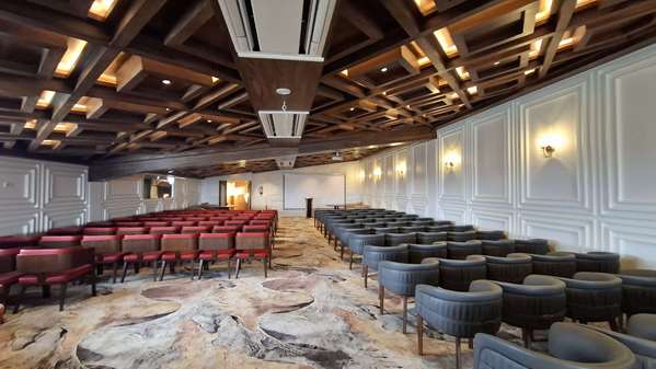 HOTEL SAROVAR PREMIERE SRINAGAR