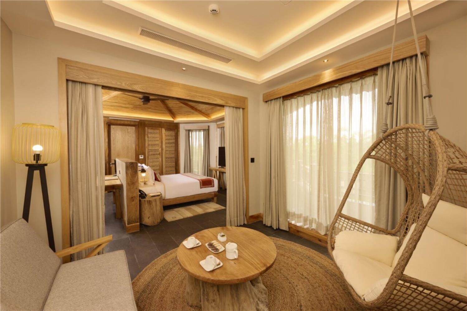 HOTEL ROYAL TULIP CHITWAN NEPAL - water villa