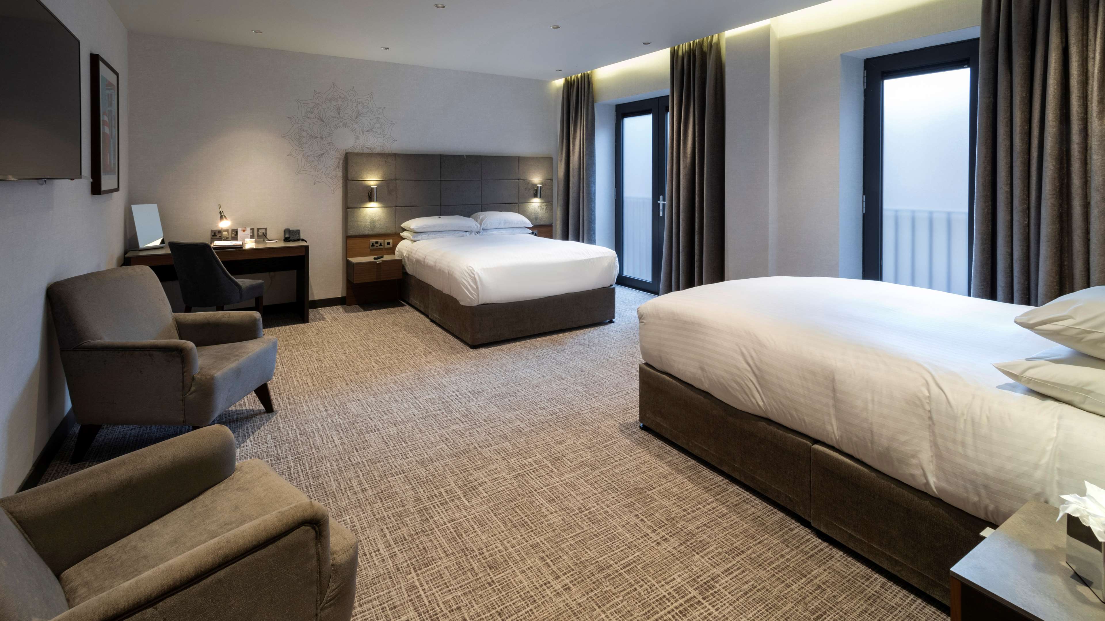 DoubleTree by Hilton Belfast City Ten Square - Tap to explore photos