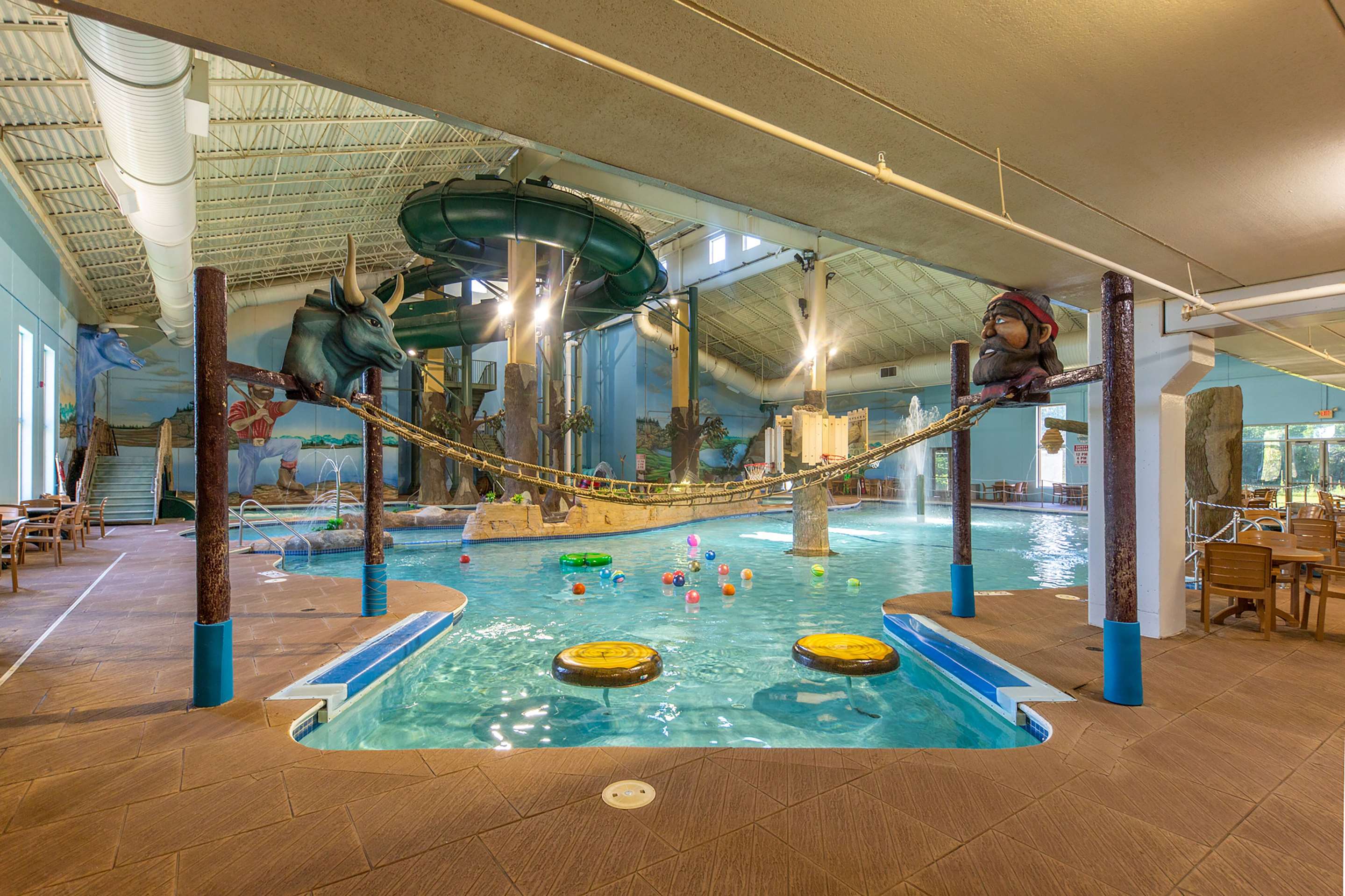 Pool - indoor