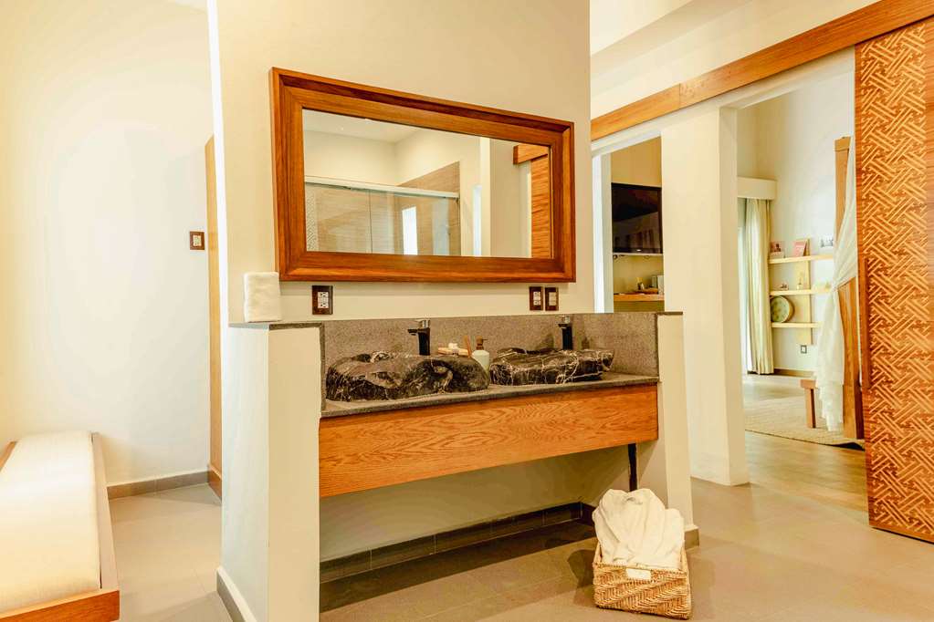 Soul Spring Sanctuary-guestroom-Guest Room,Suite,On-Site.jpg