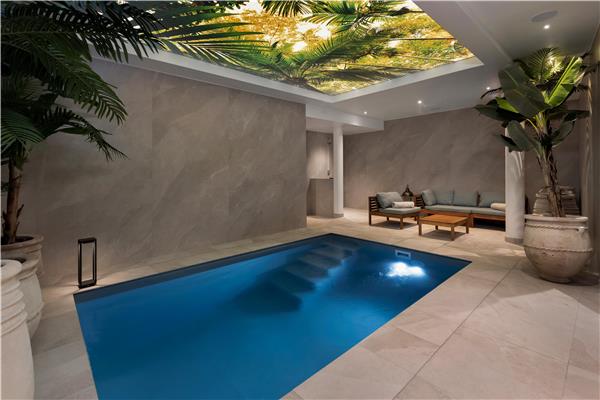 Pool,Indoor/Interior,On-Site,Property Amenity,Recreation