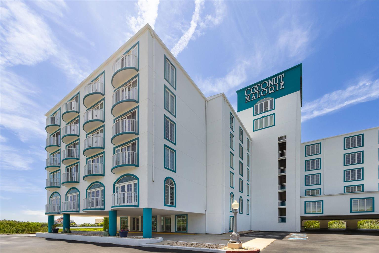 Coconut Malorie Resort Hotel