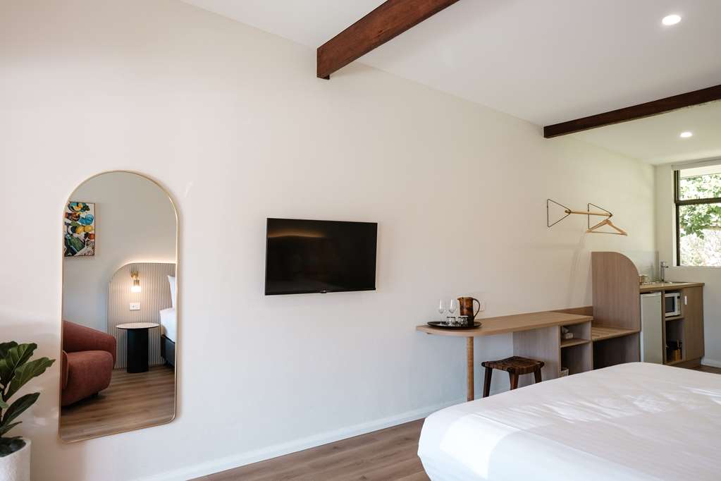 THE TIMOTHEE RESORT-guestroom-Guest Room,Suite,On-Site.jpg