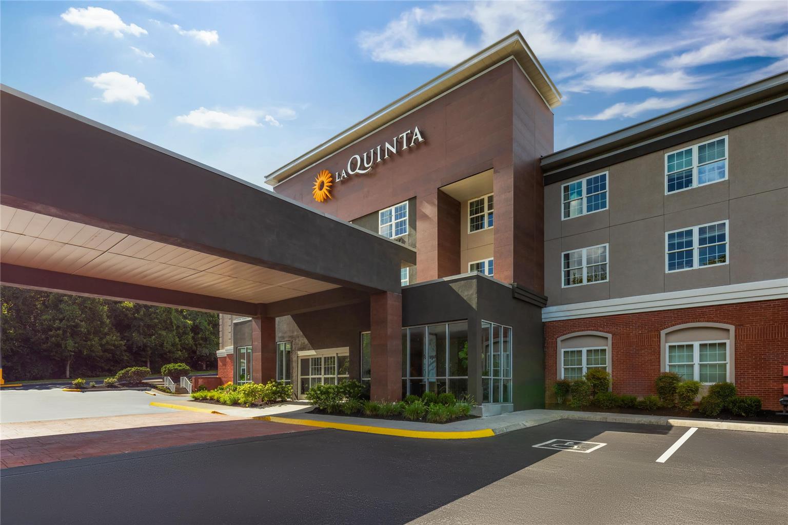 La Quinta Inn & Suites Knoxville West