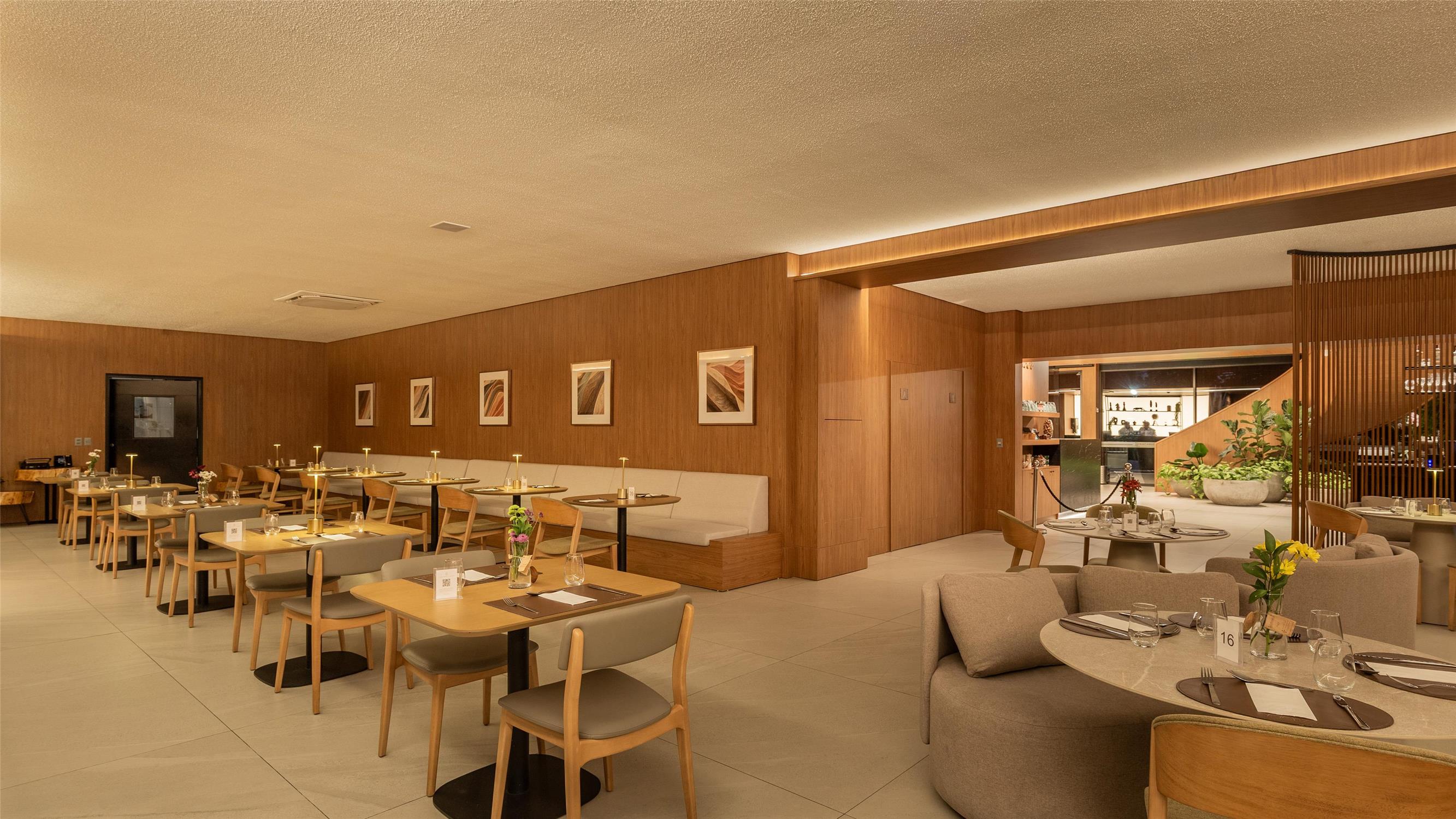 HOTEL GOLDEN TULIP CANELA - null