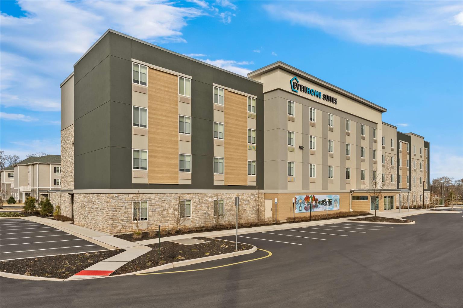 Everhome Suites Somerset Sout