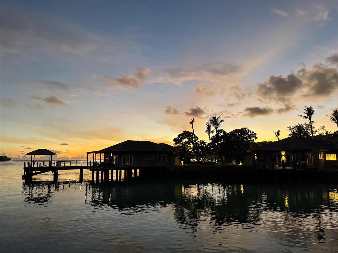 Warwick Le Lagon Resort & Spa