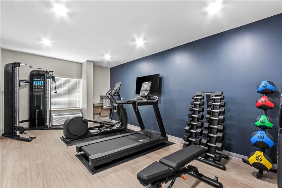 On-Site,Property Amenity,Recreation,Fitness Center